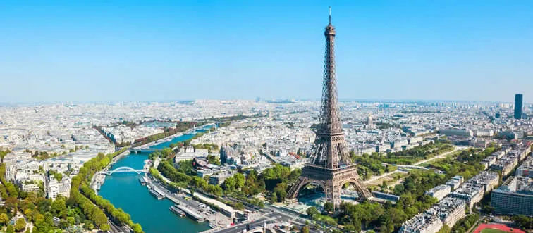 Can You Guess the Country From the Famous Landmark?